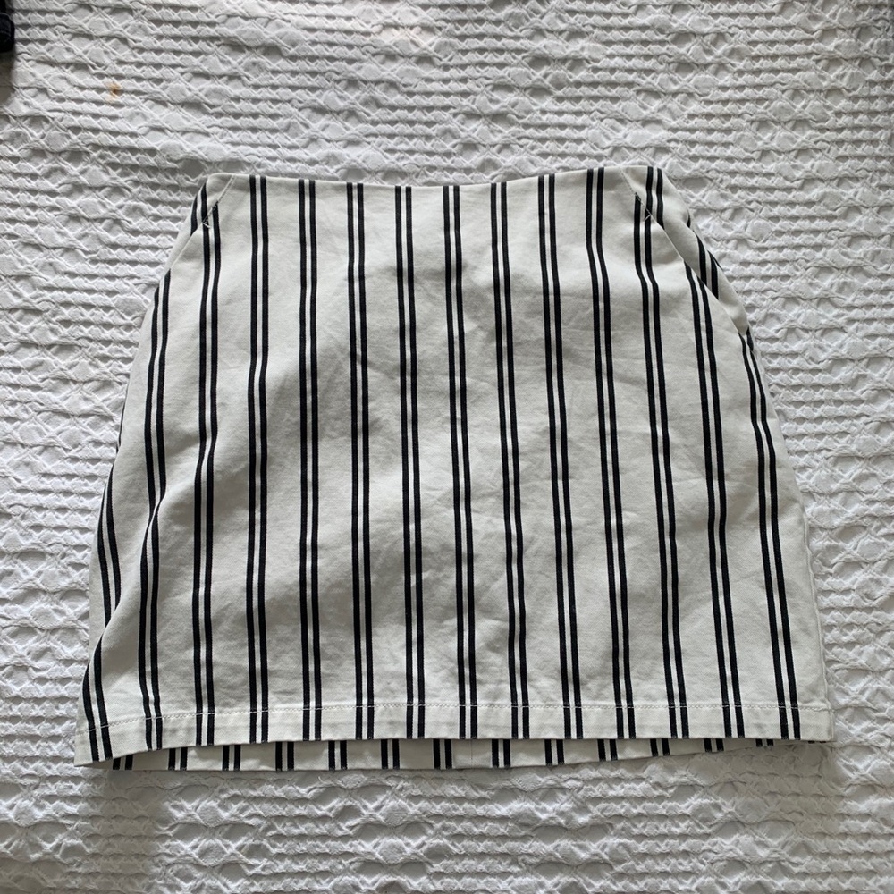 black and white striped mini skirt!